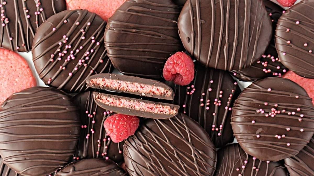 Raspberry Copycat Chocolate Crunch Delights