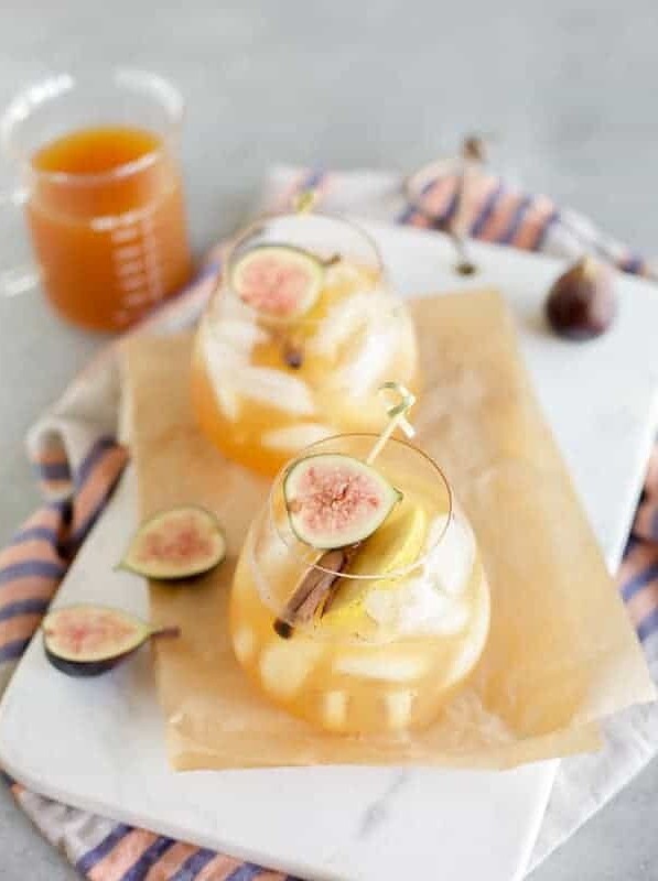 Autumn Fizz: Spiced Apple Cider Delight