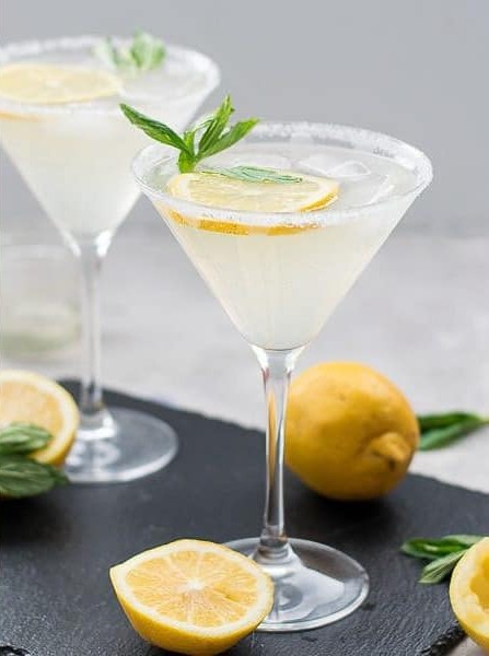 Lemon Sparkle Vodka Spritz