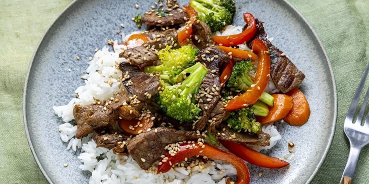 Easy Pad See Ew with Savory Garlic Sauce