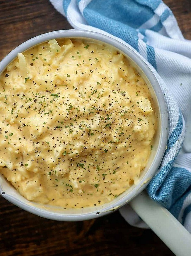 Cheesy Cauliflower Noodle Delight