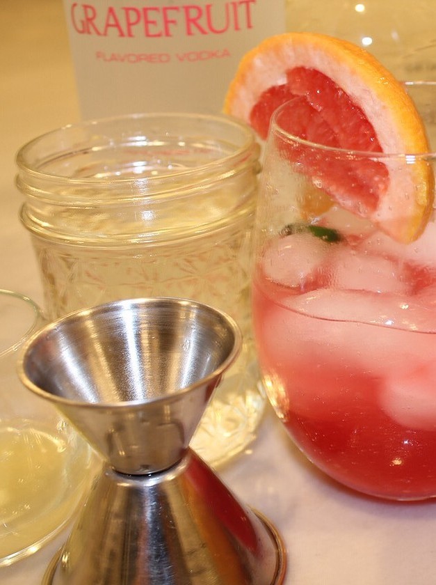 Grapefruit Sparkler Cranberry Twist
