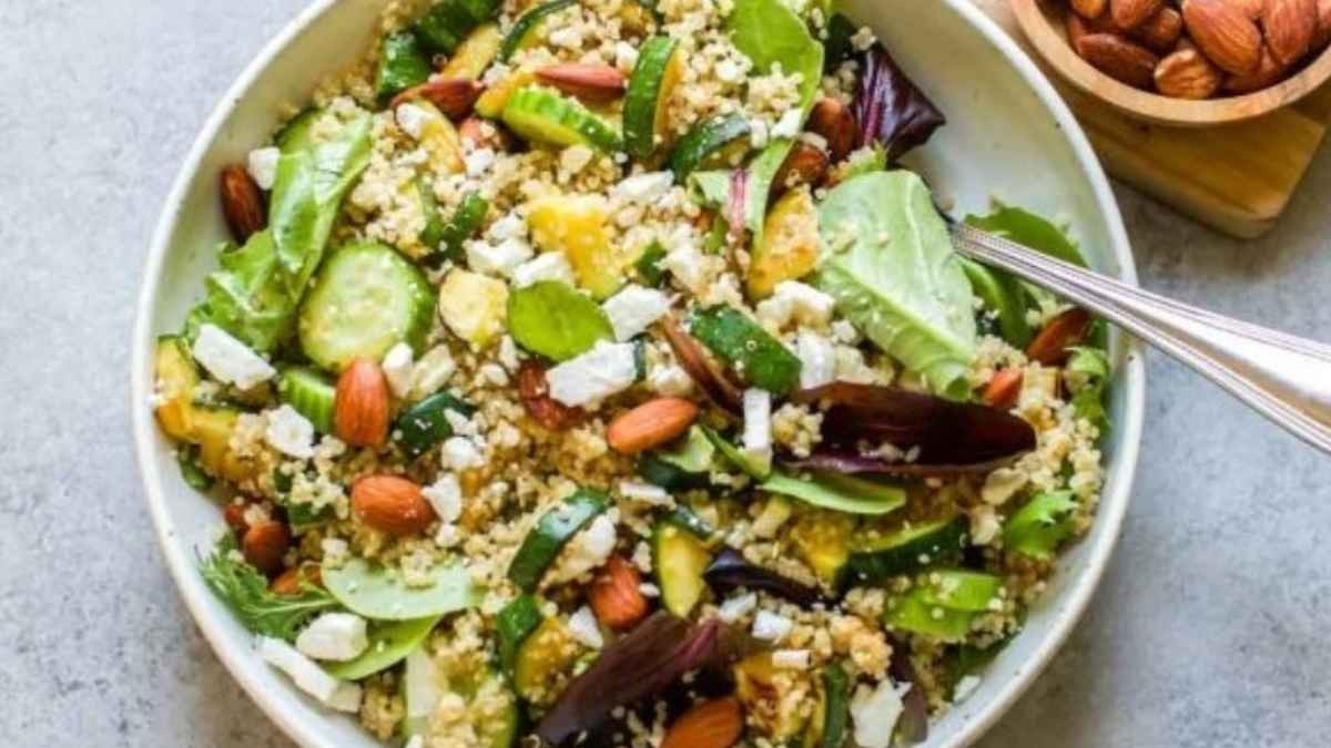 Vibrant Quinoa Salad with Fresh Greens