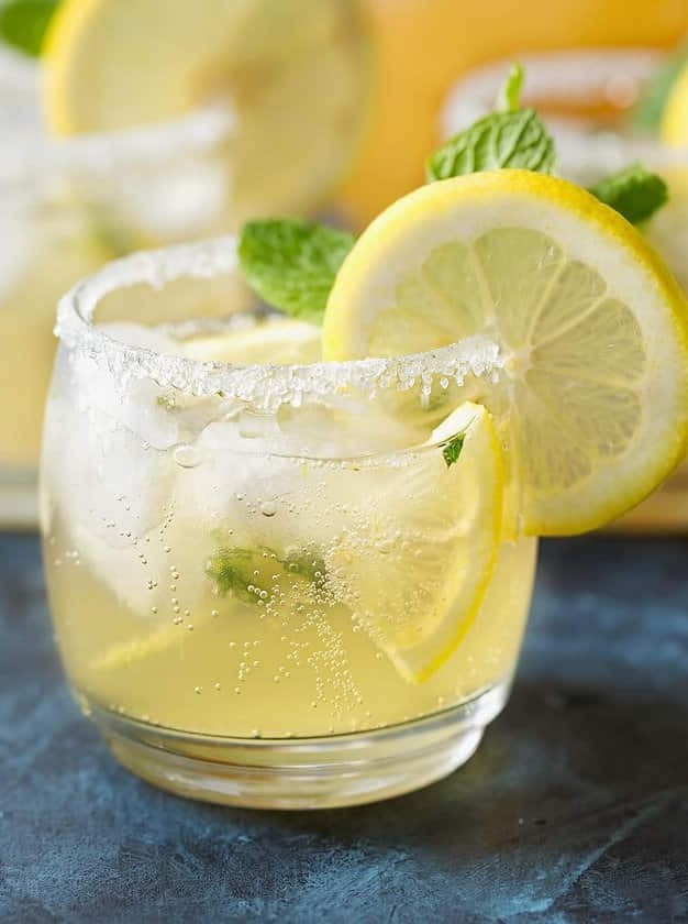 Bourbon Twist on Classic Southern Lemonade