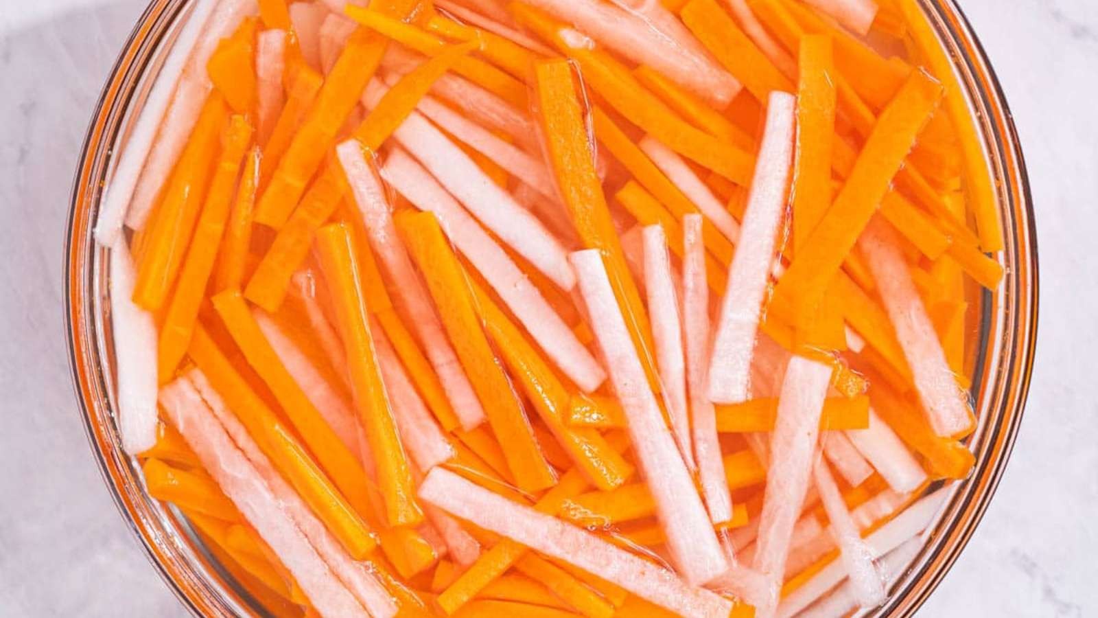 Easy Chua Slaw for Vietnamese Meals