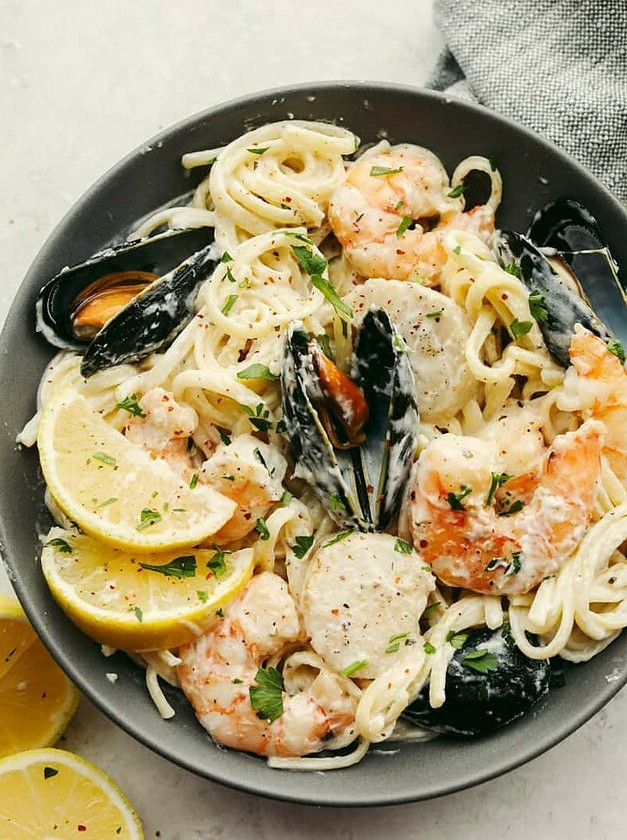 Lemon Garlic Shrimp Pasta Delight