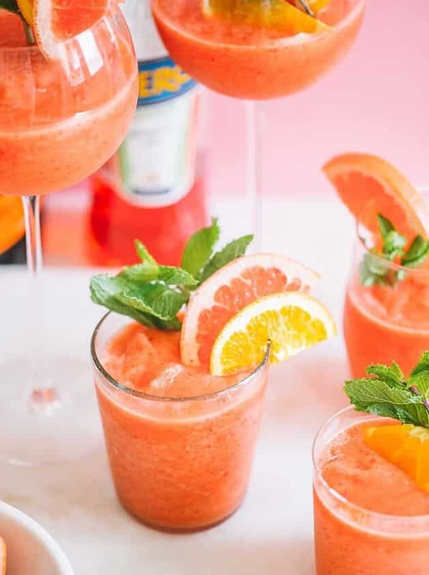 Frosted Aperol Spritz: Summer