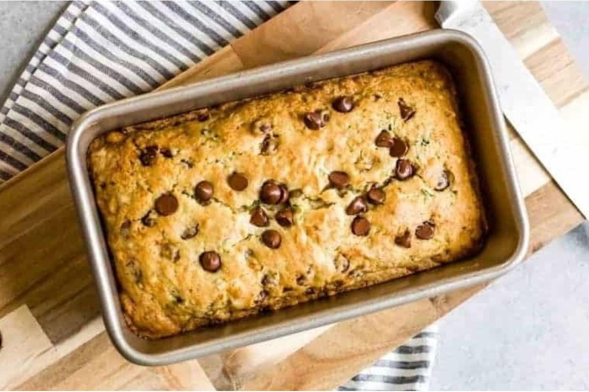 Quick Chocolate Chip Zucchini Loaf