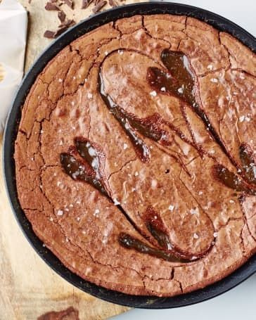 Caramel Chocolate Skillet Brownie Bliss