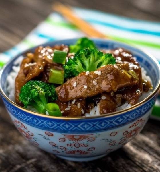 Winter Warmers: Slow Cooked Beef Broccoli Delight