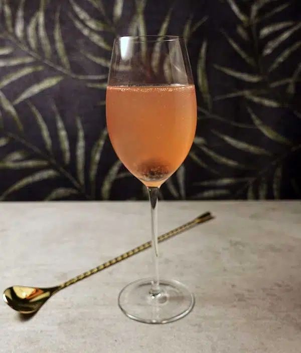 Peachy Keen Pisco Sour Twist