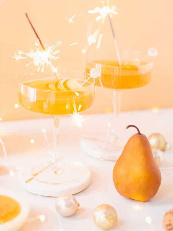 Pear-fect Gold Rush Cocktail Delight