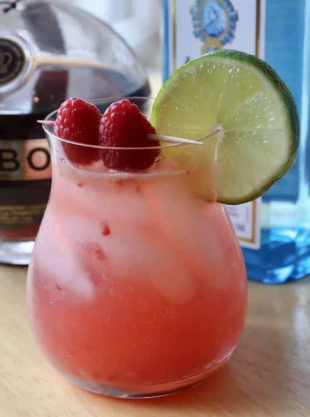 Gin Chambord Spritzer for Holiday Cheer