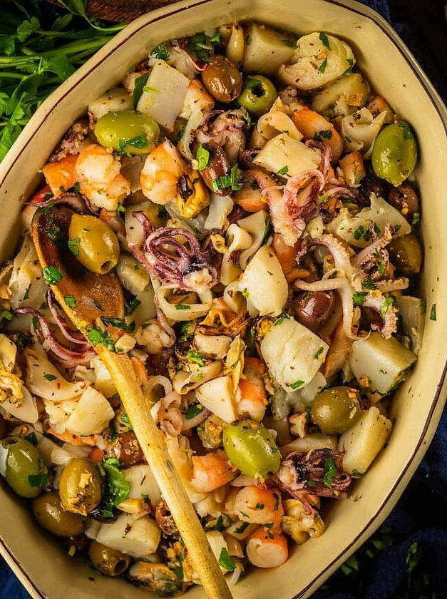 Italian Seafood Masterpiece Salad