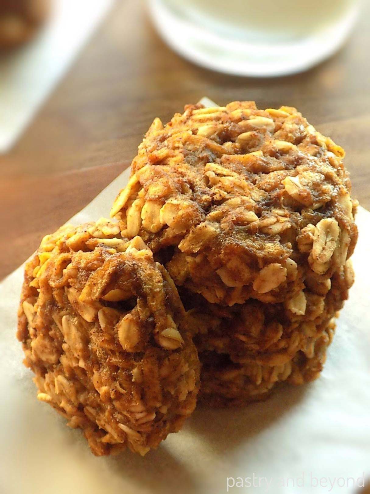 Apple Oatmeal Cookies – Healthy Road Trip Snack