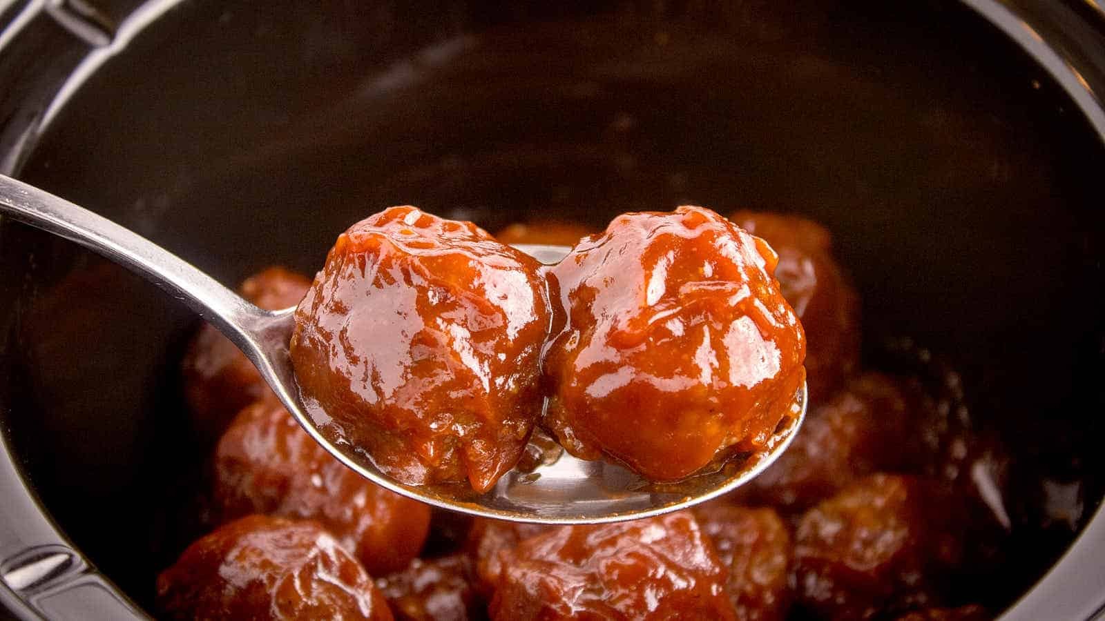 Crockpot BBQ Meatballs Made Easy