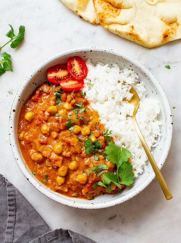 Vegan Chickpea Curry with Indian Twist