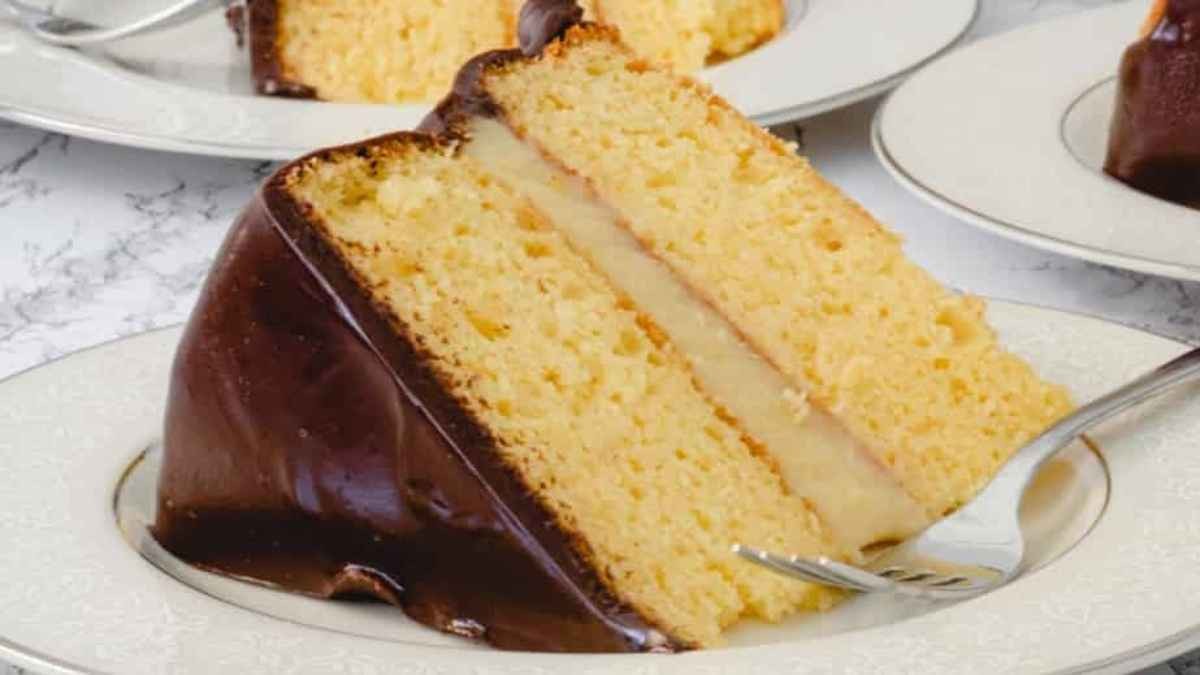 Boston Cream Pie Simplified With Cake Mix