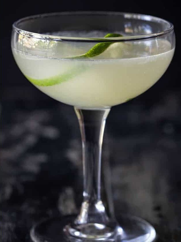 Simple yet Elegant Cuban Rum Cocktail