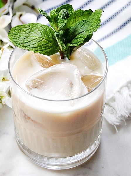 Irish Cream Mocha Spritz with Mint Twist
