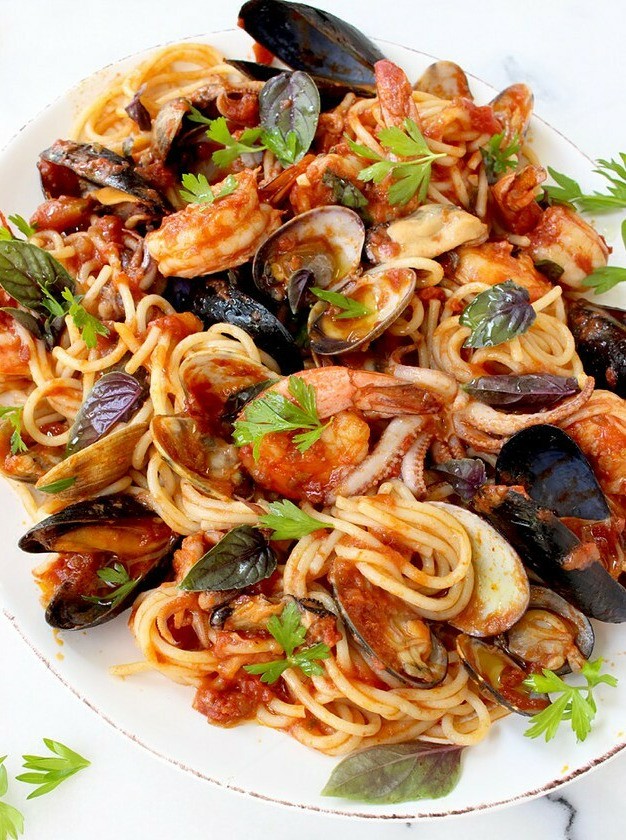Seafood Spaghetti in Authentic Italian Style