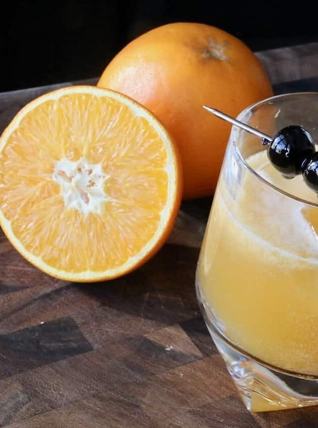 Disaronno Twist on Classic Citrus Sour