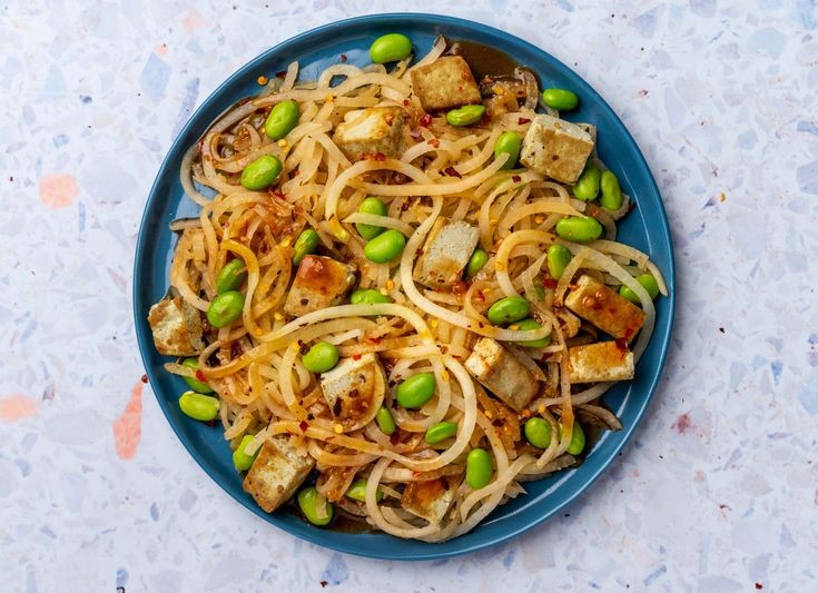 Quick Ginger Pumfu Kohlrabi Noodle Stir-Fry