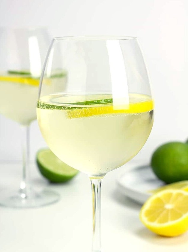 Citrusy White Wine Sparkler
