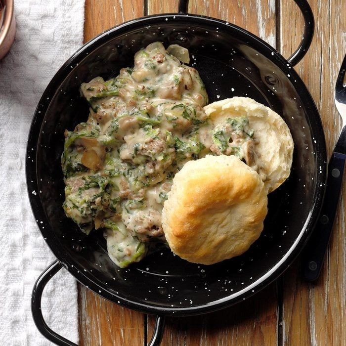 Pasta Pizza Fusion in a Skillet