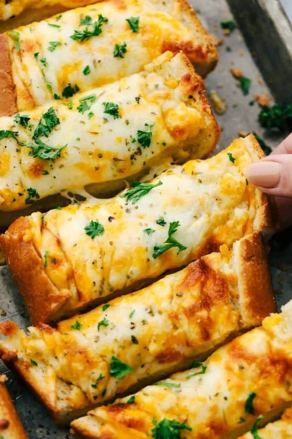Cheesy Garlic Bread Perfection Found