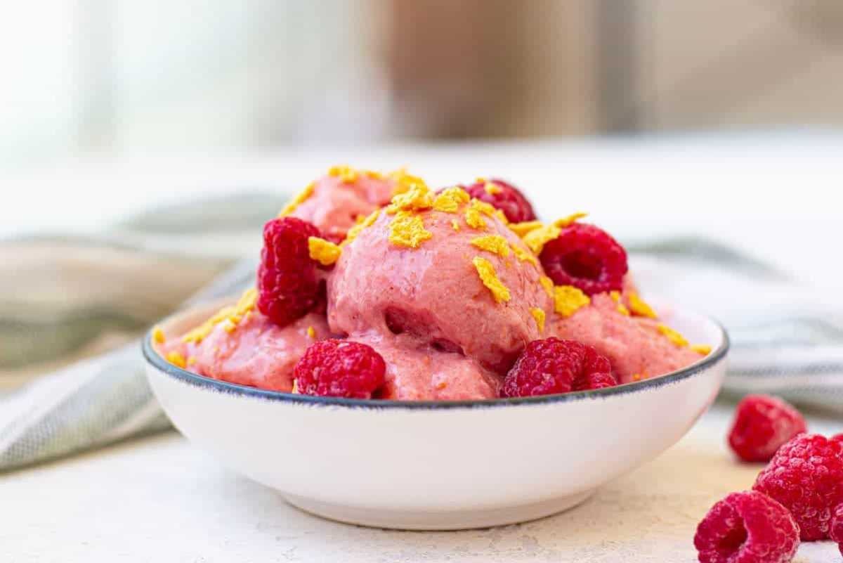 Protein-Packed Frozen Yogurt in Minutes