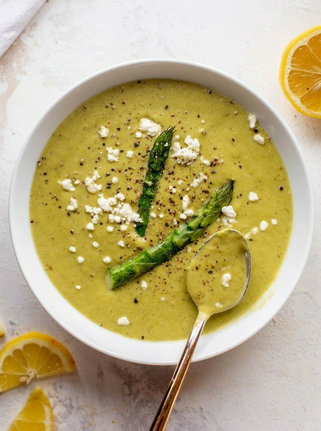 Asparagus Cream Soup for Spring Days