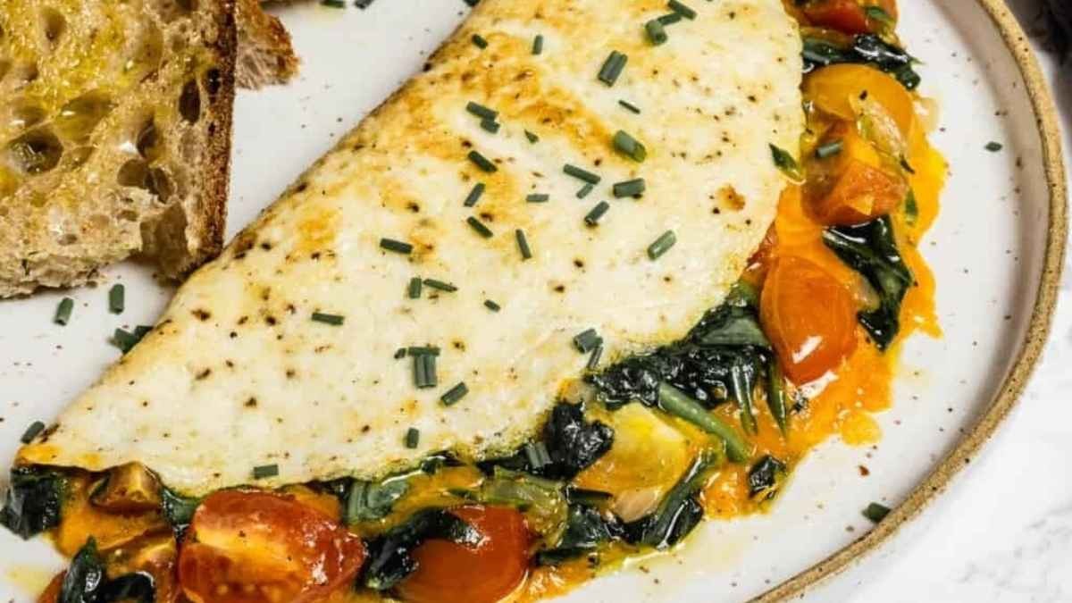 Cheesy Spinach Whites Omelette