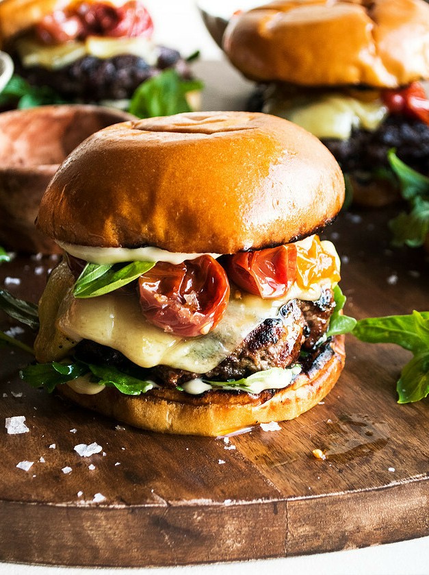 Tomato-Roasted Beef Burgers with Gouda