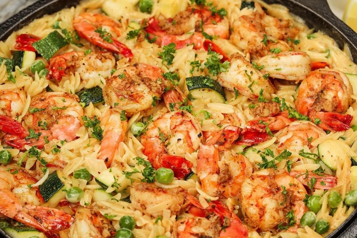 Customizable Shrimp Pasta Delight