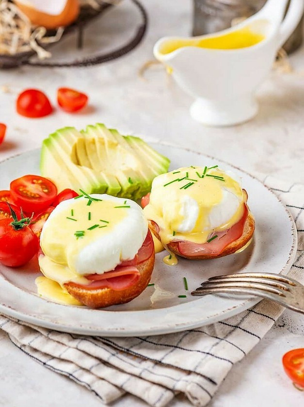Low-Carb Eggs Benedict Recipe