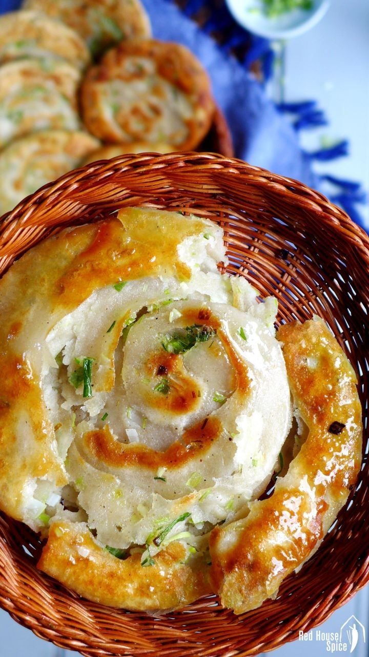 Maharashtrian Garlic Spring Onion Delight