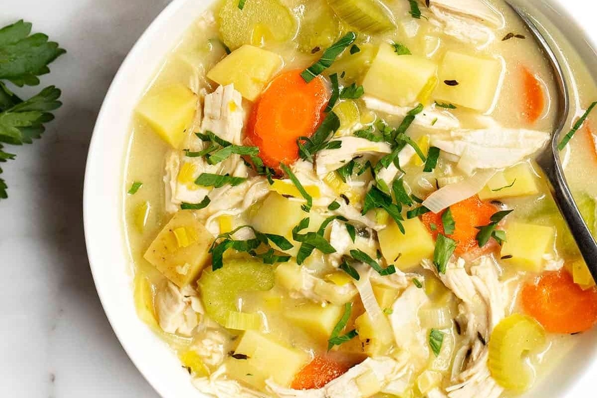 Flavorful Chicken and Potato Cream Soup