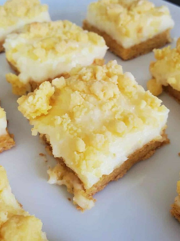 Lemon Cheesecake Bars Made Easy