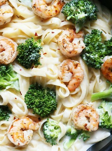 Shrimp Broccoli Pasta with Creamy Bechamel Sauce