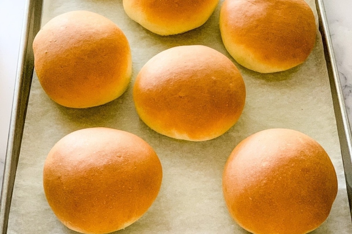 Easy Homemade Burger Buns in Minutes