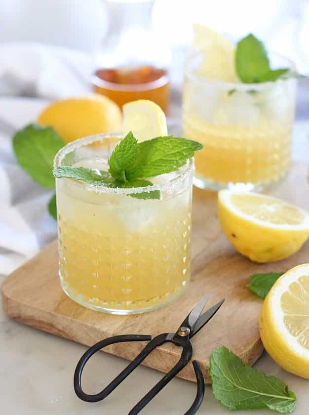 Minty Bourbon Lemonade Summer Delight