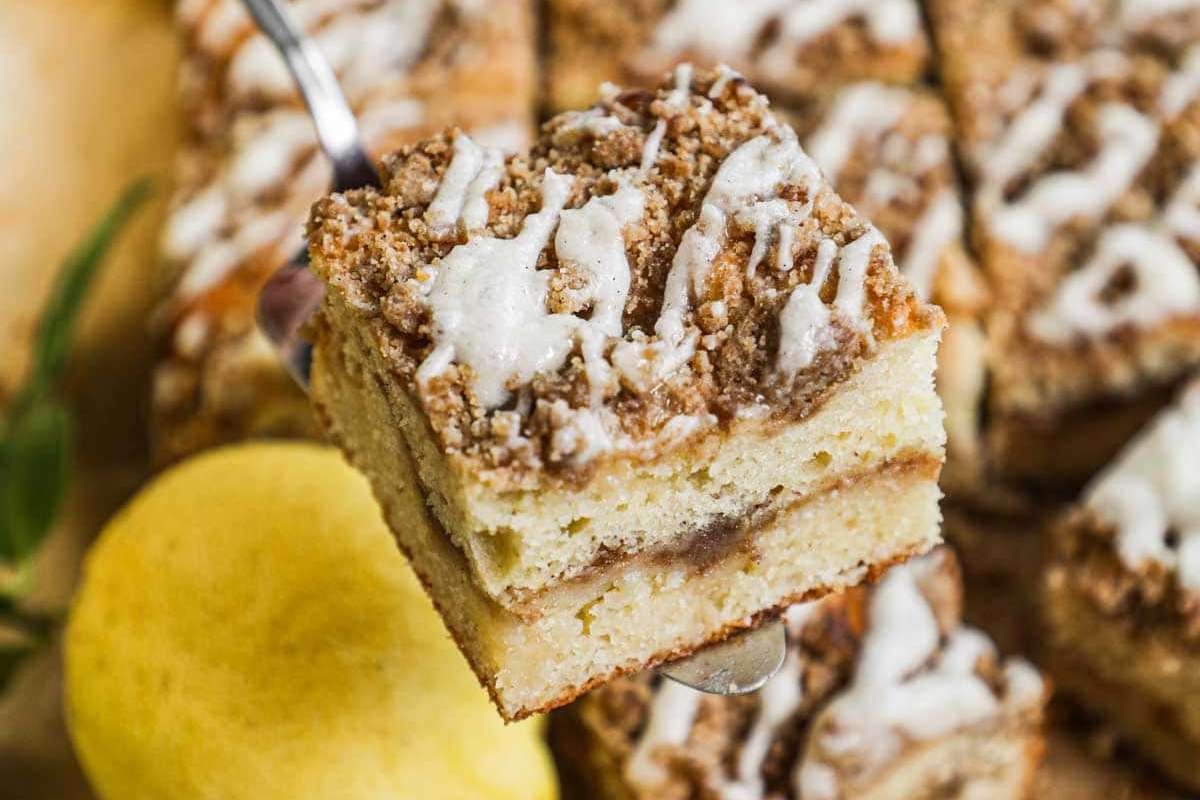 Bright Lemon Coffee Cake Delight