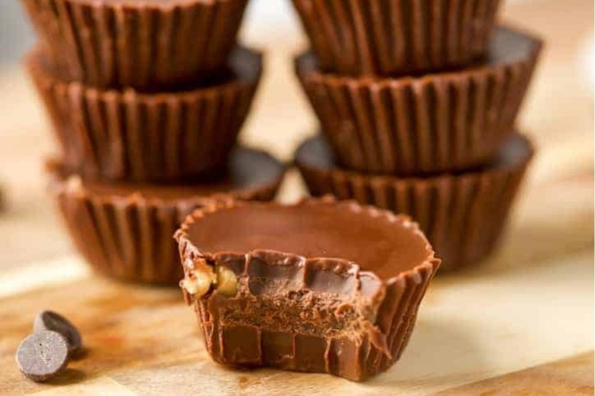 Easy Four-Ingredient Keto Chocolate Treats