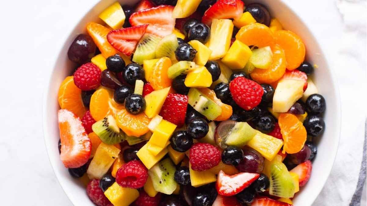 Honeyed Fruits in a Refreshing Breakfast Mix