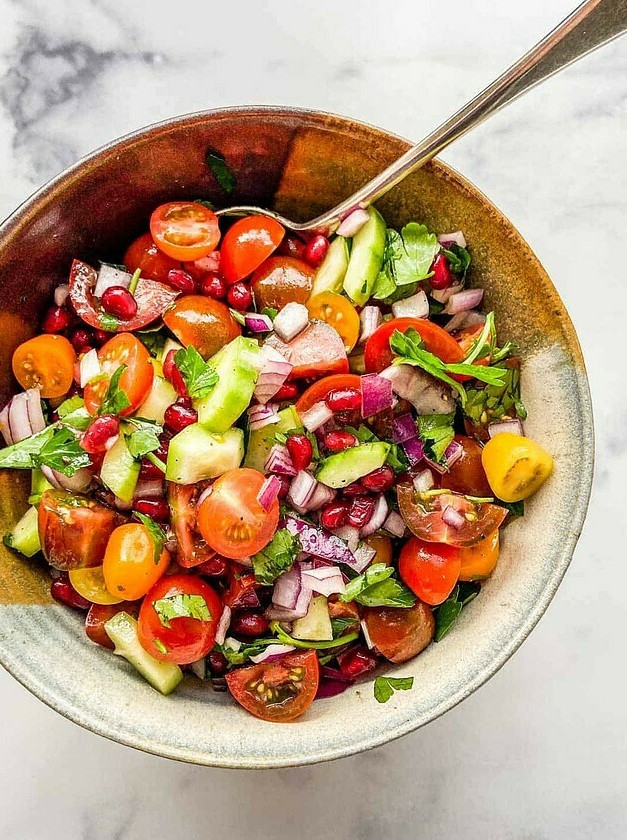 Middle Eastern Chopped Salad Delight
