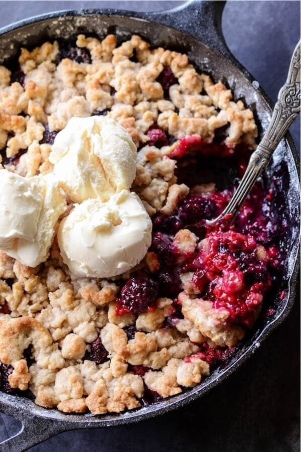 Berry Bliss Skillet Cobbler in Minutes