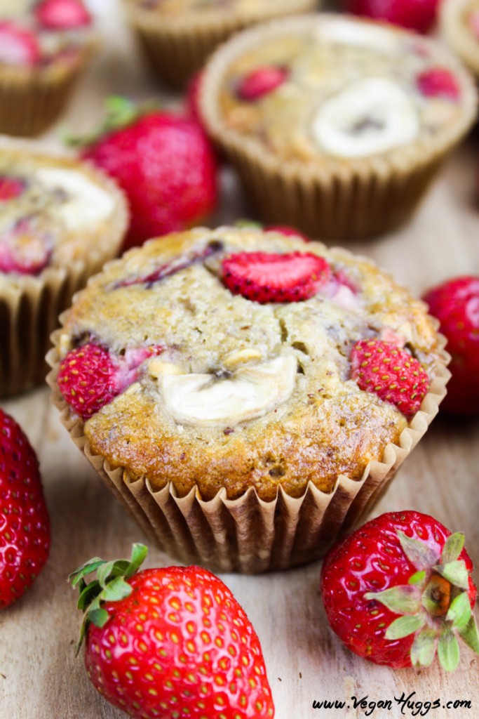 Strawberry Banana Breakfast Bites (Vegan & Gluten-Free)