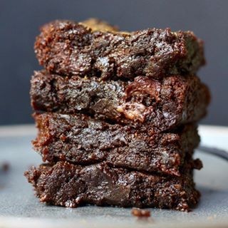 Sesame Delight: A Creamy Halva Treat