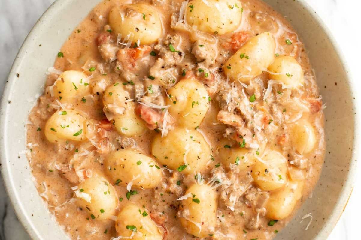 Creamy Beef Gnocchi in One Pan